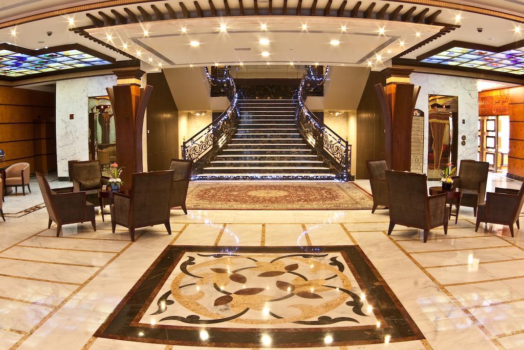 Royal Beach Resort & Spa Шарджа Екстериор снимка